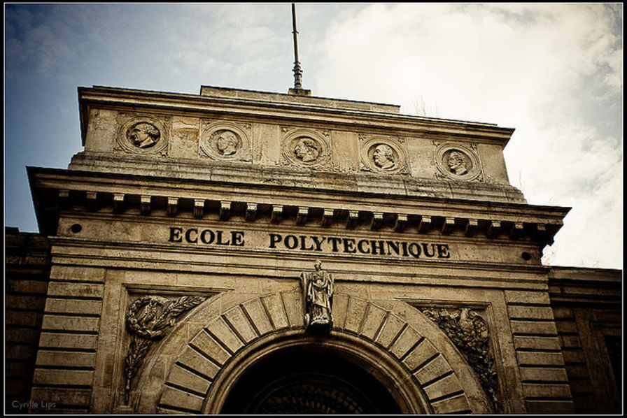 منح كلية الفنون التطبيقية 2022 ل الدراسة في فرنسا الدراسة في أوروبا Ecole Polytechnique