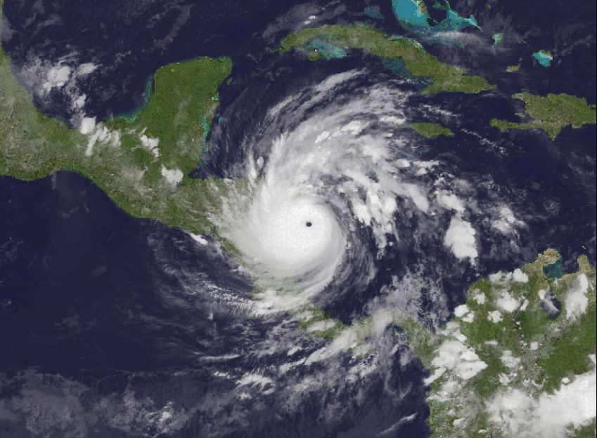 إعصار ميتش .. كارثة أمريكا الوسطى في التسعينيات .. و أعنف إعصار يضرب نصف الكرة الغربي ..