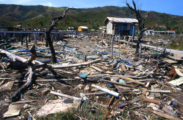 إعصار ميتش .. كارثة أمريكا الوسطى في التسعينيات .. و أعنف إعصار يضرب نصف الكرة الغربي ..